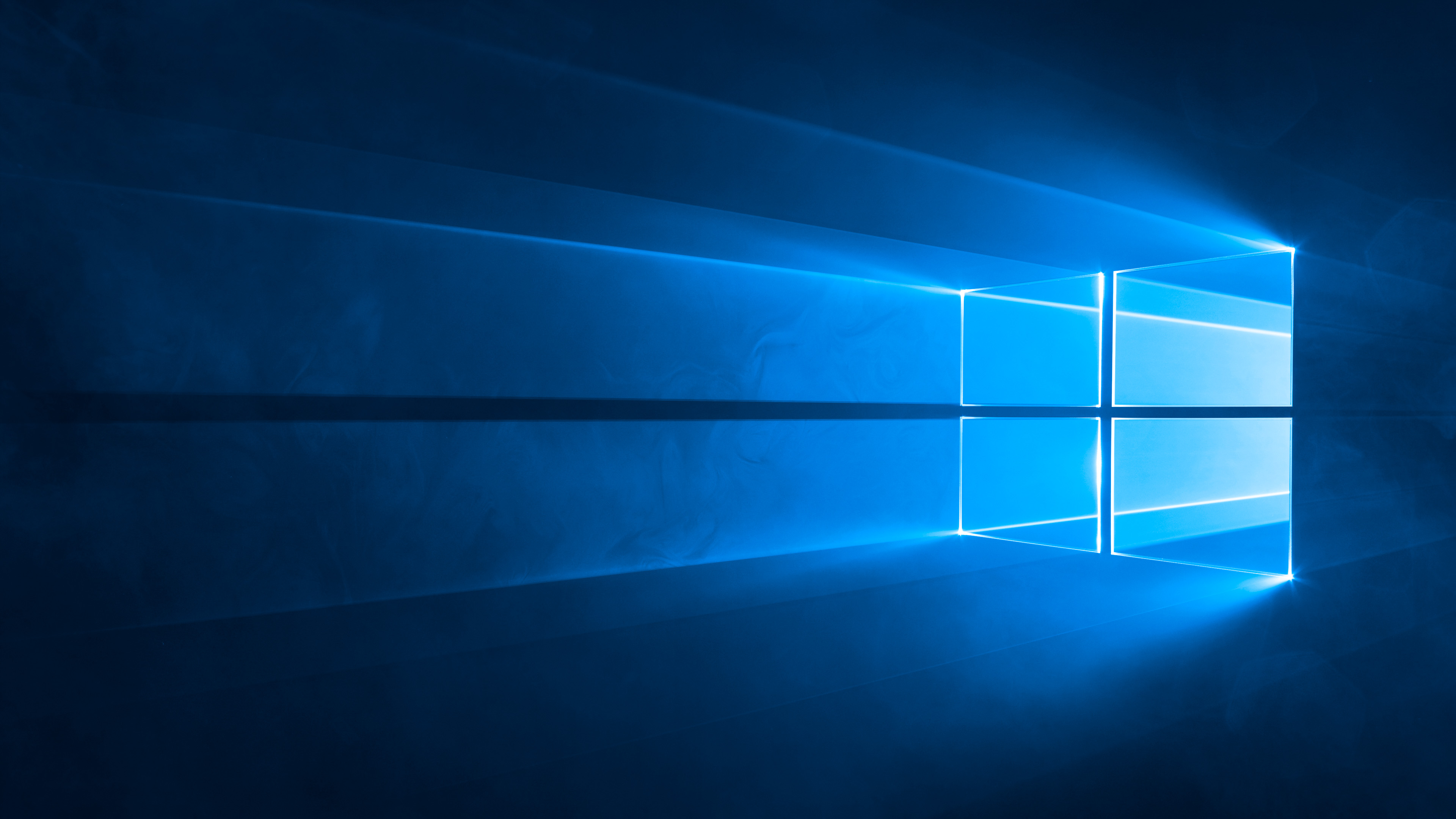Windows 10 build 10558 leaks, adds new Messaging and Skype Video apps