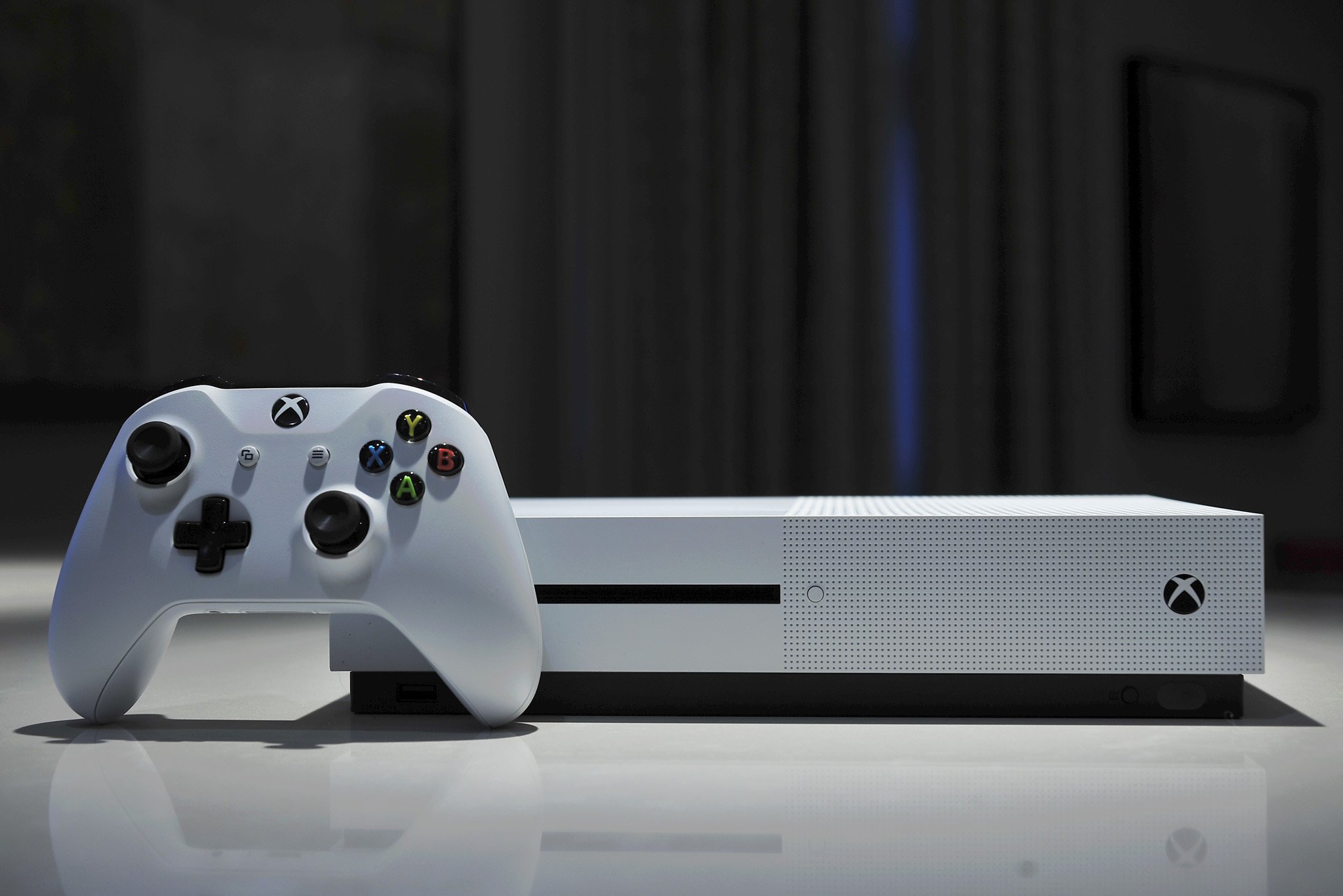 Xbox One S costs $324 to manufacture