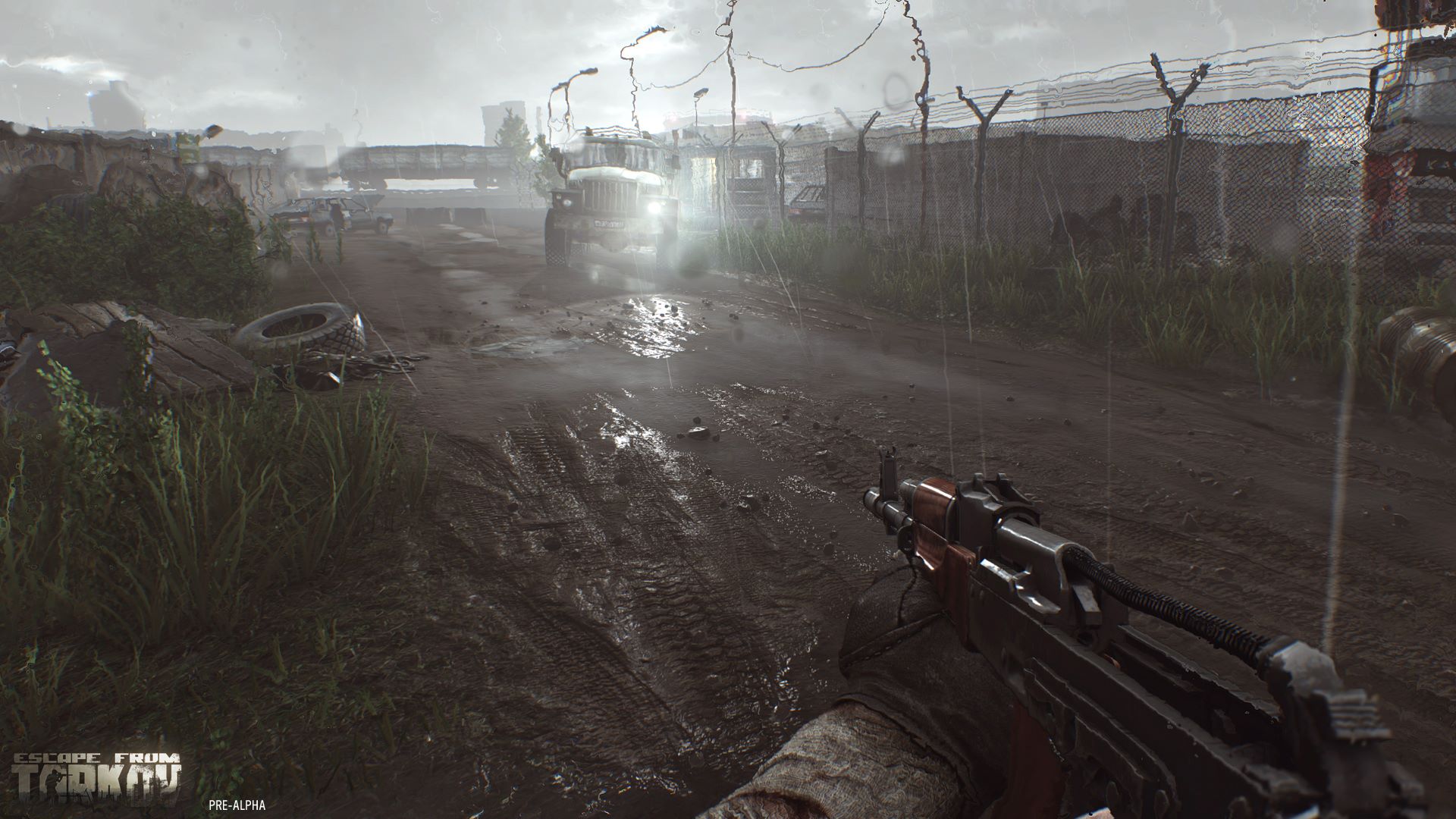 Realism-focused Escape from Tarkov just got a beta test