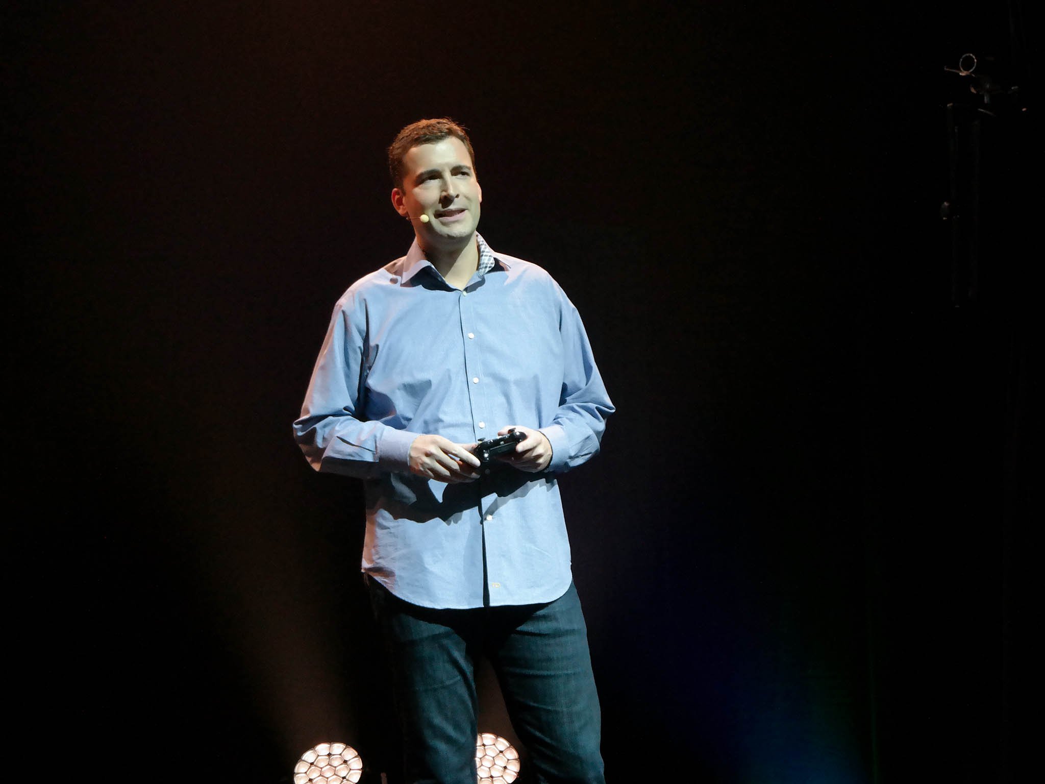 Mike Ybarra teases reward for NXE Preview testers