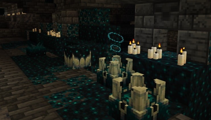 Dark Ancient City hall in Minecraft with sculk shriekers and lit candles